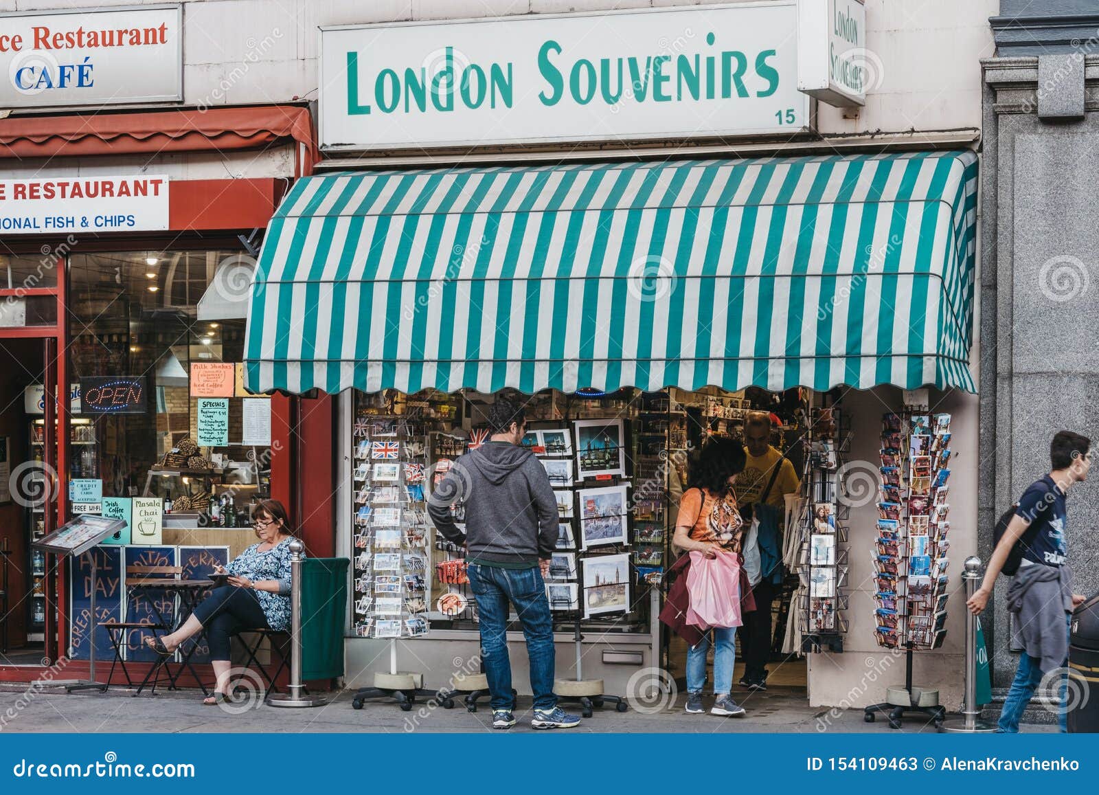 英国伦敦纪念品店外人编辑类库存照片 图片包括有