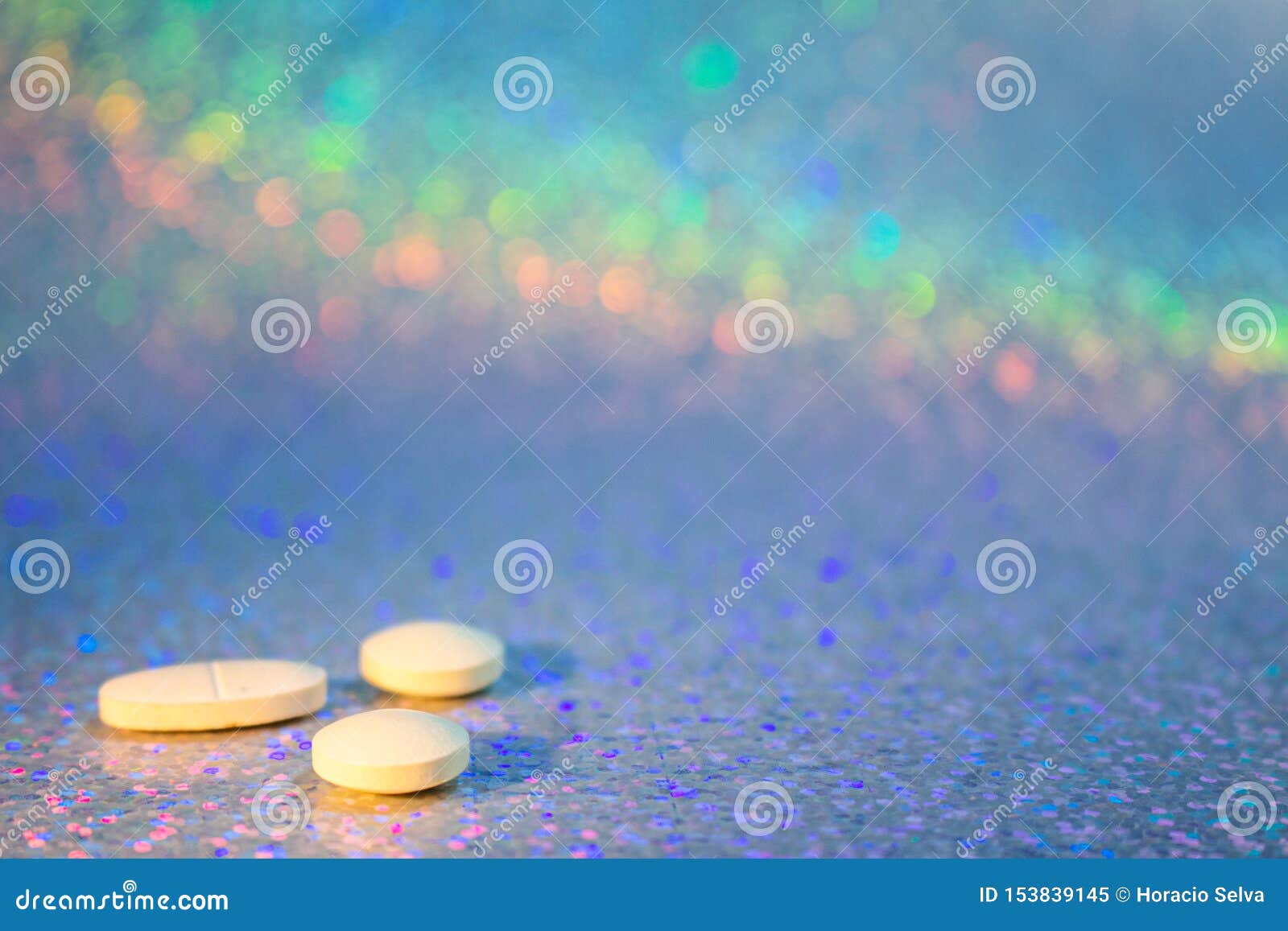 药物滥用概念五颜六色的毒品彩丸派对背景吸毒概念库存图片 图片包括有 药物滥用概念五颜六色的毒品彩丸派对背景吸毒概念库存图片 图片包括有