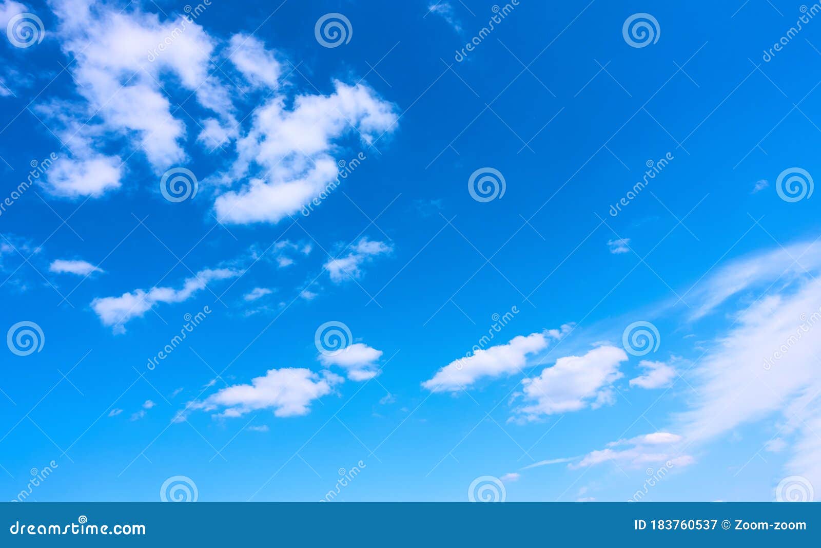 蓝天白云 自然背景库存图片 图片包括有夏天 抽象 靠山 云彩 平静 生动 照亮 蓝天白云 自然背景库存图片 图片包括有夏天 抽象 靠山 云彩 平静 生动 照亮