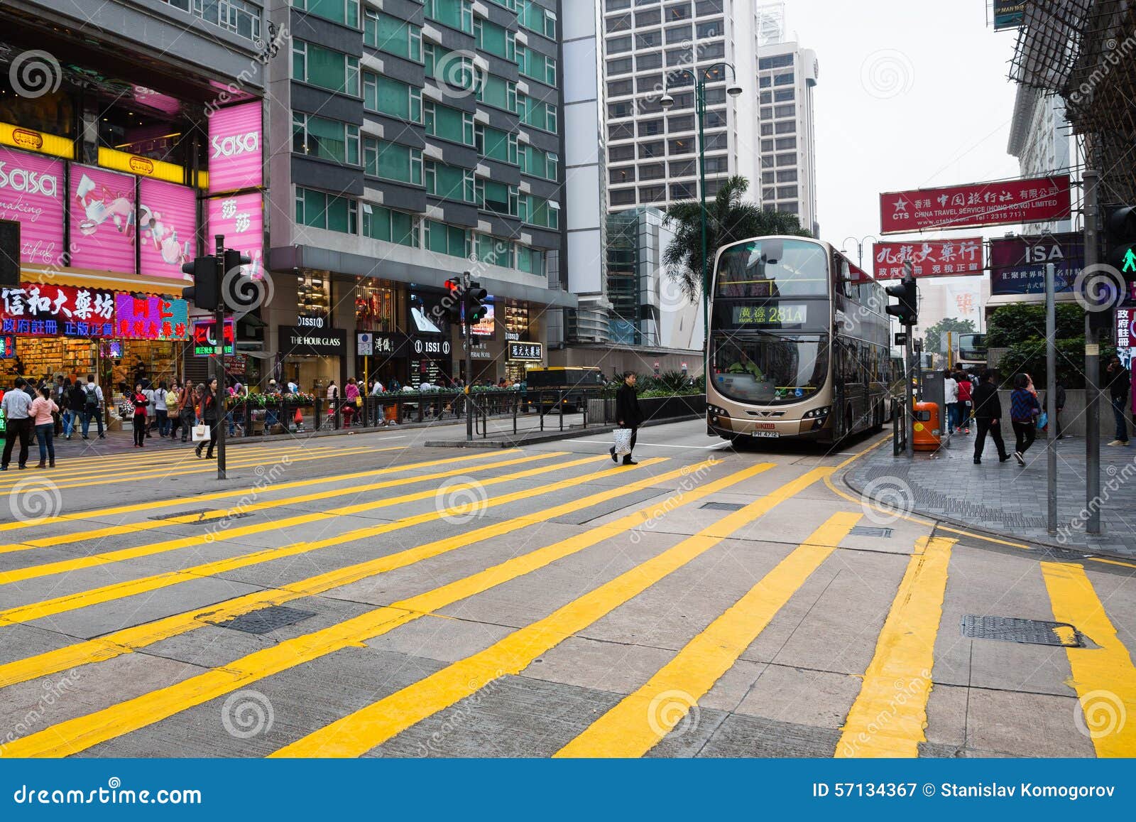 行人交叉路在香港图库摄影片 图片包括有旅行 生活方式 游人 交叉点 交叉 公共汽车 旅游业