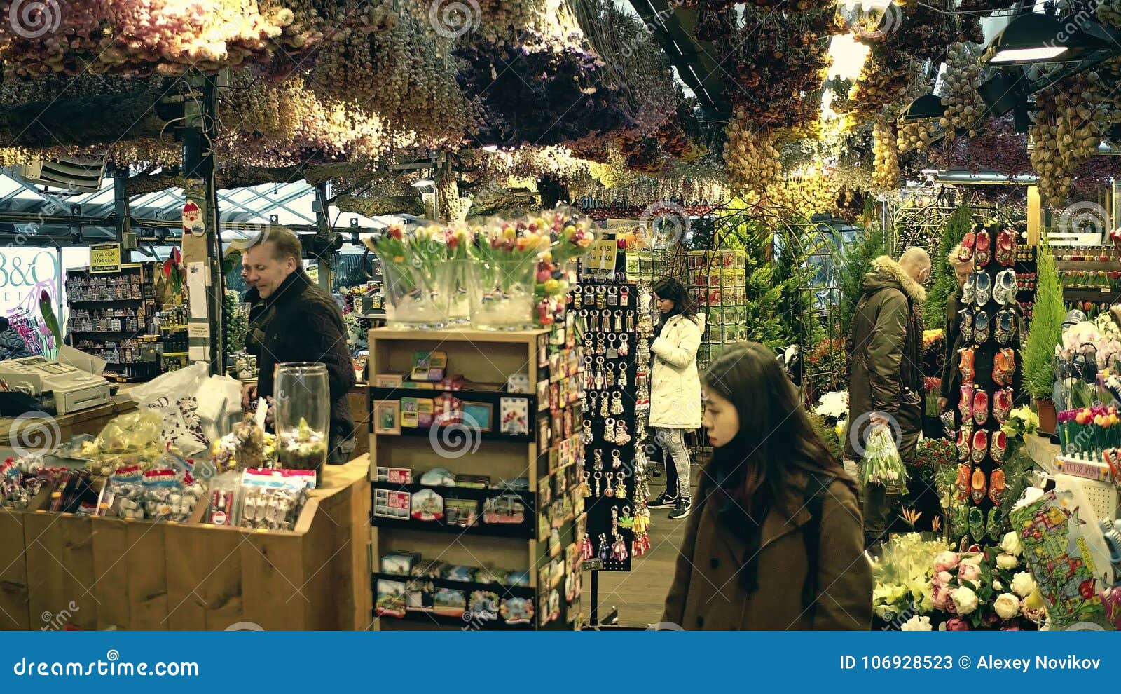 阿姆斯特丹 荷兰 17年12月26日花和礼品店内部编辑类库存照片 图片包括有贸易 磁铁