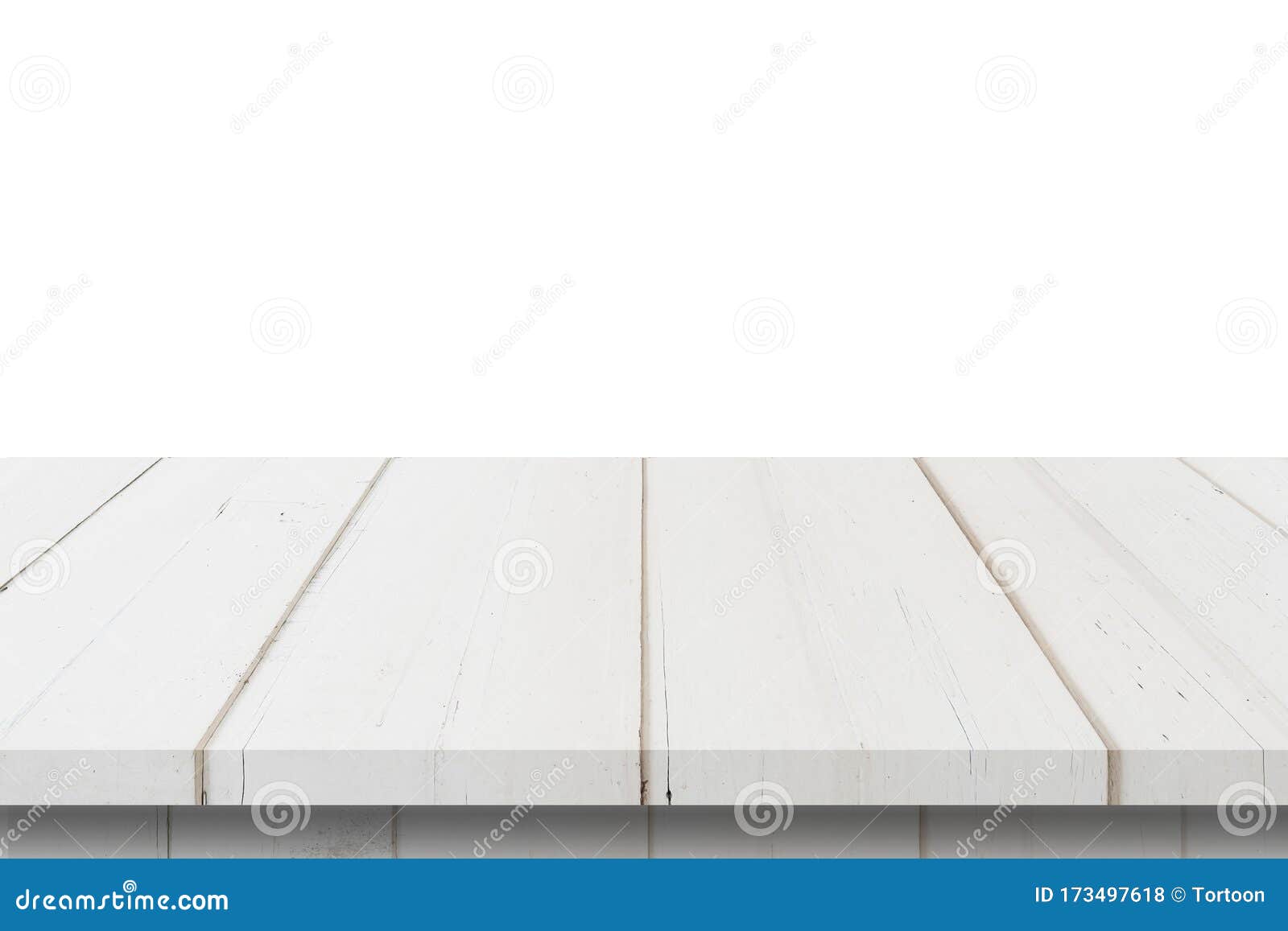 隔白背景上的空木桌和带有复制空间的产品显示蒙太奇库存例证 插画包括有服务台 搁置 年龄 靠山
