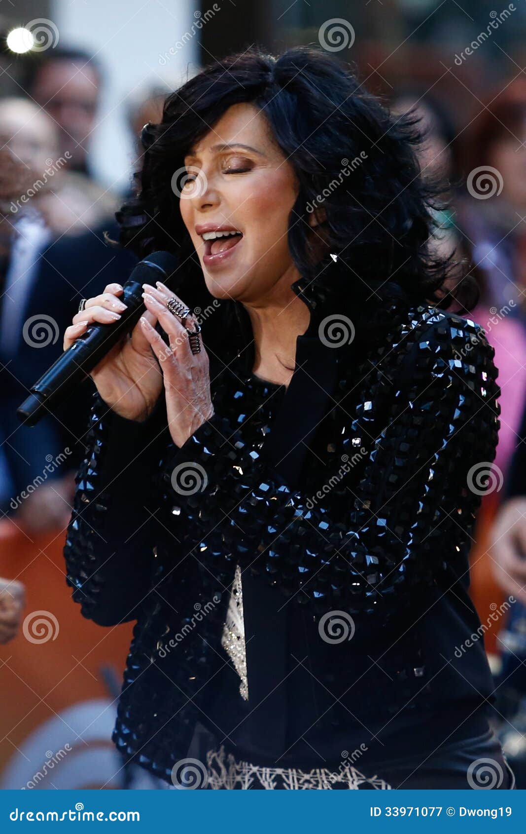 Cher 图库摄影片 图片包括有投反对票 阶段 歌唱家 图标 显示 中心 约克 头发