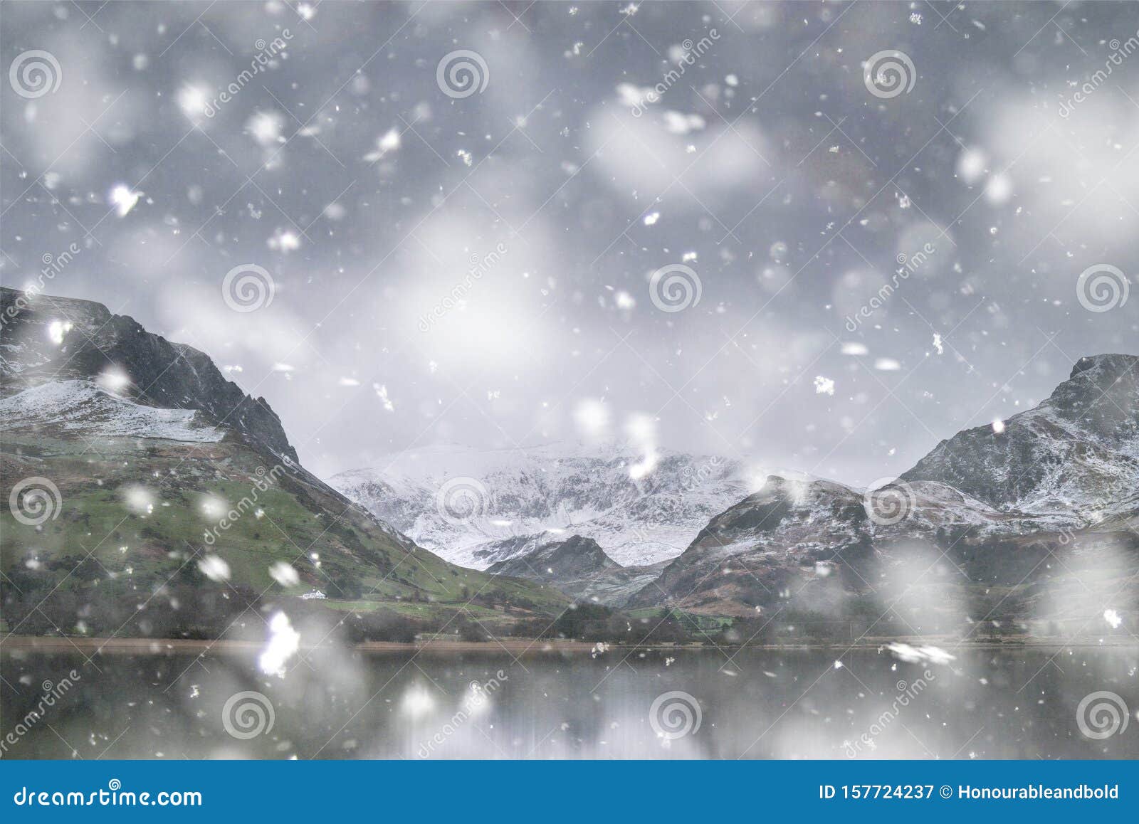 雪山背景下雪多尼亚国家公园林楠楠特尔的冬季景观库存图片 图片包括有植物群 平安 横向 国家 雪山背景下雪多尼亚国家公园林楠楠特尔的冬季景观库存图片 图片包括有植物群 平安 横向 国家