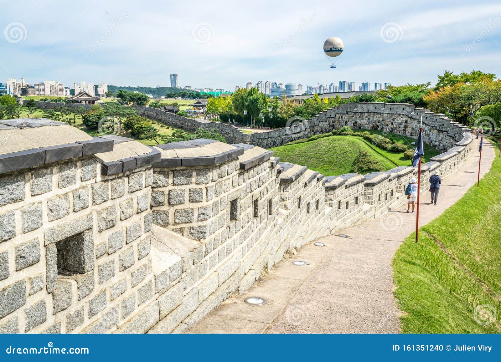 韩国水原华城设防墙库存照片 图片包括有横向 吸引力 韩国 蓝色 旅游业 路径 韩文