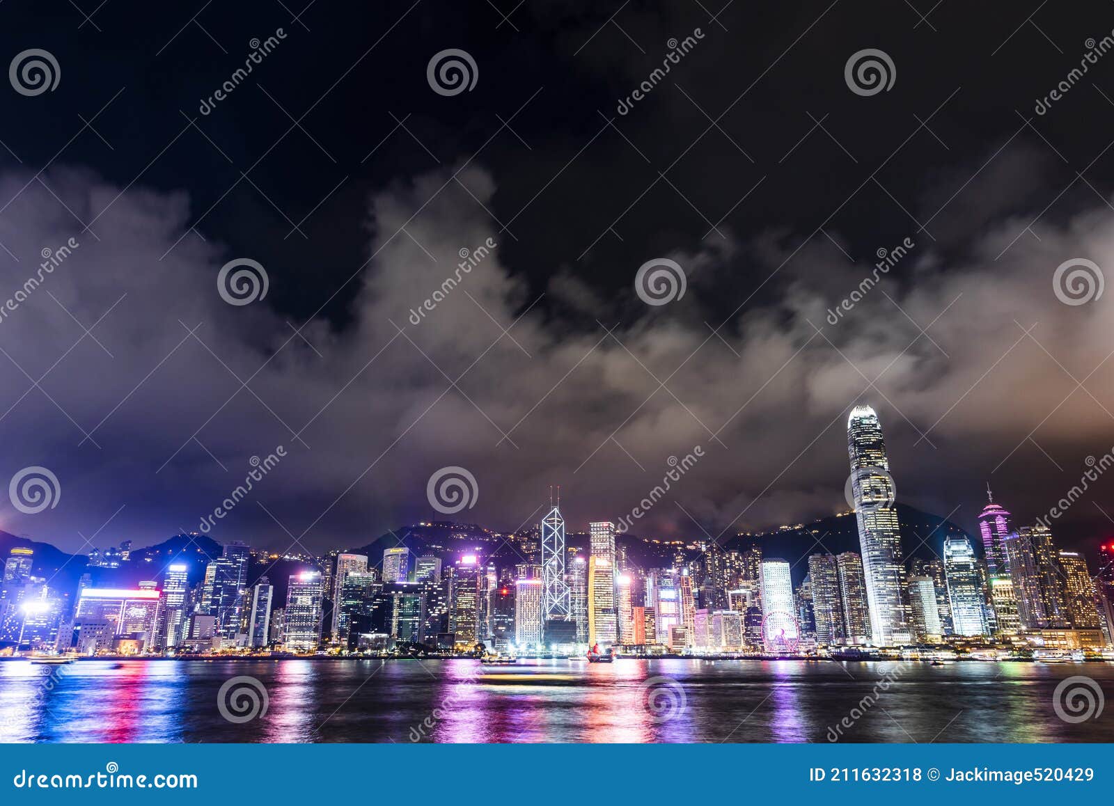 94+ 图片 维多利亚 港 新的 63 香港维多利亚港全景城景. 编辑类库存照片. 图片包括有发运, 码头, 街市, 城市, 拱道, 财务- 211632318