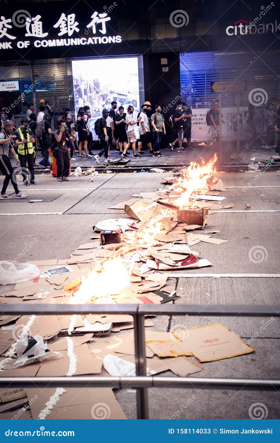 香港街头抗议编辑类库存照片 图片包括有岗位 外面 抗议者 警察 占用 街道 引渡 中央