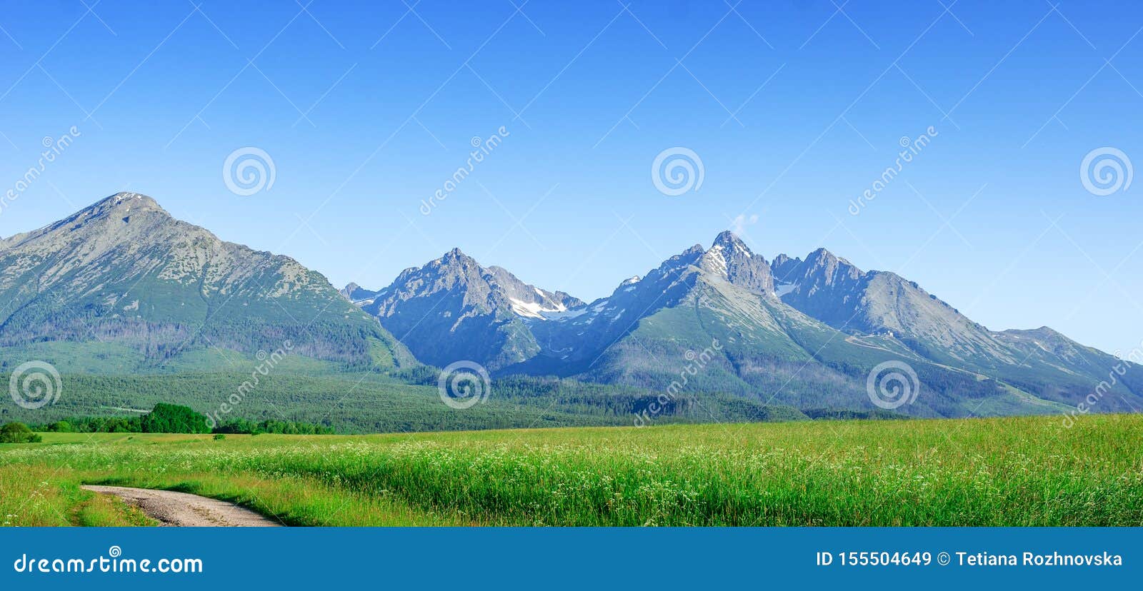 高tatras 斯洛伐克山脉的风景风景在一个夏日库存图片 图片包括有山脉的风景风景在一个夏日