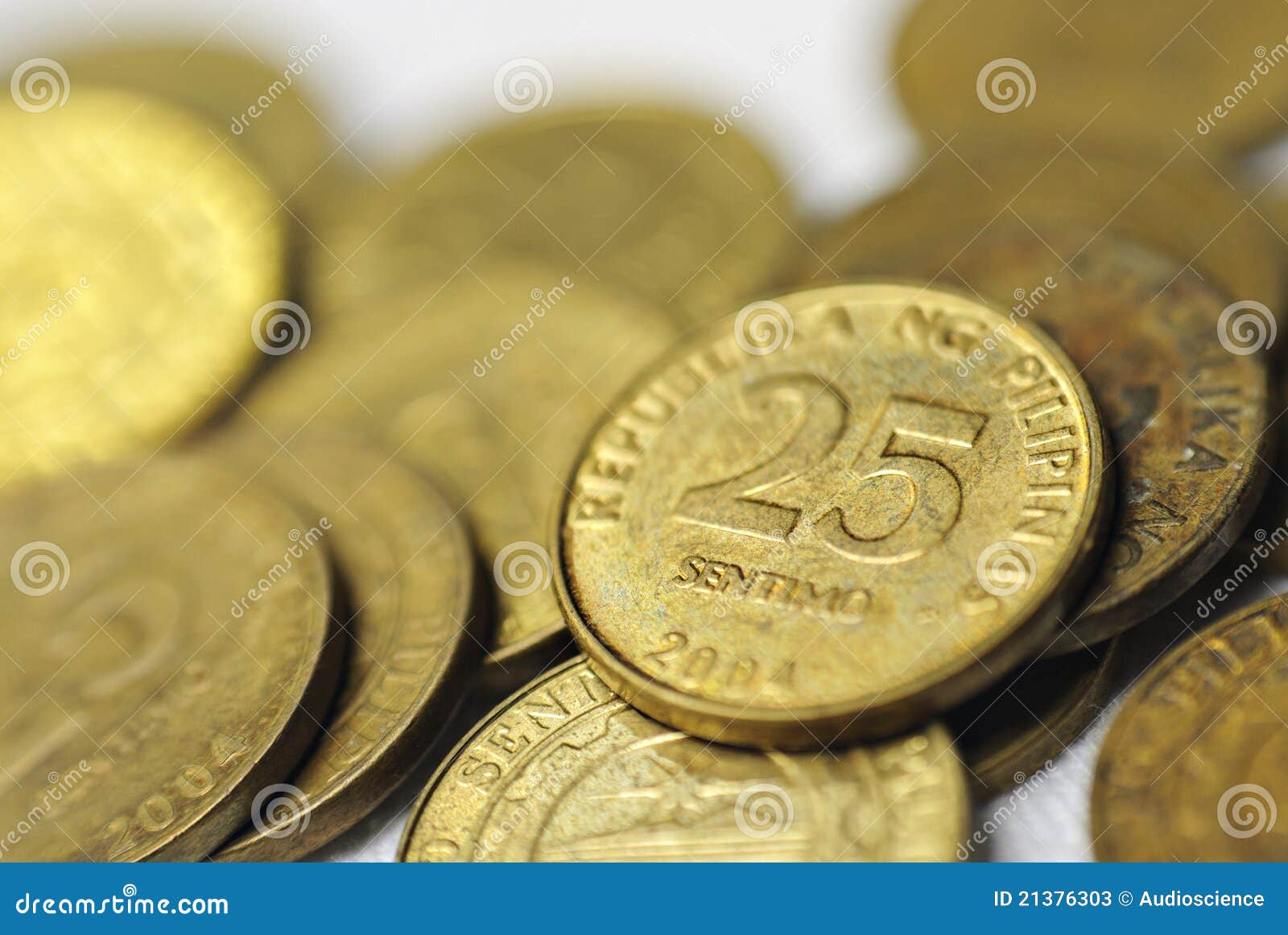 25 Centavo Philippine Coins Stock Photos - Image: 21376303