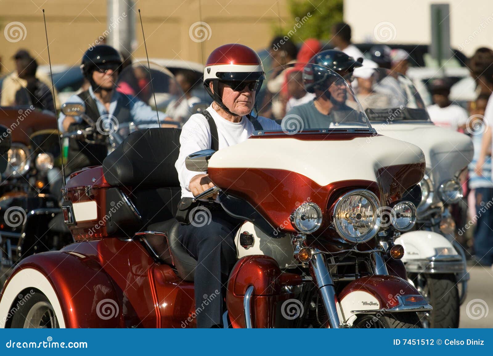 34th Annual WinterNational Thanksgiving Day Parade Editorial