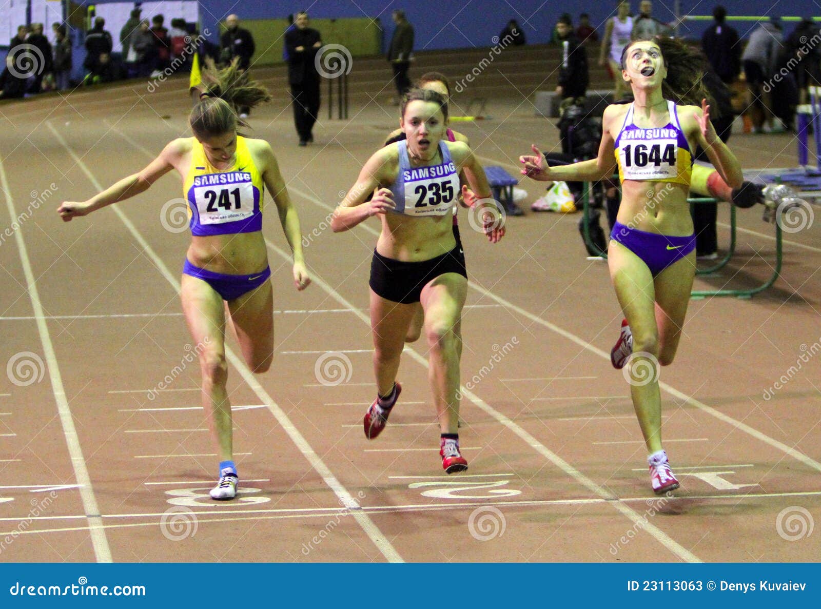 400 meters race editorial stock photo. Image of girls 23113063