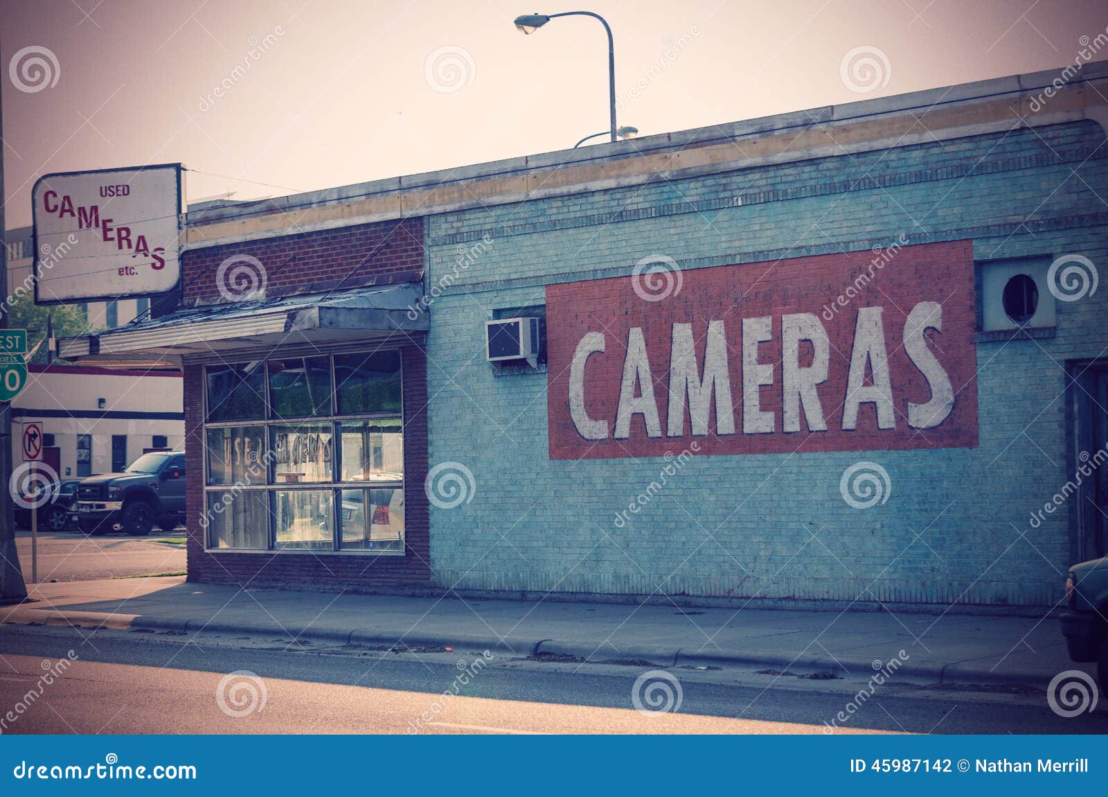 Abandoned Camera Store editorial photography. Image of dilapidated