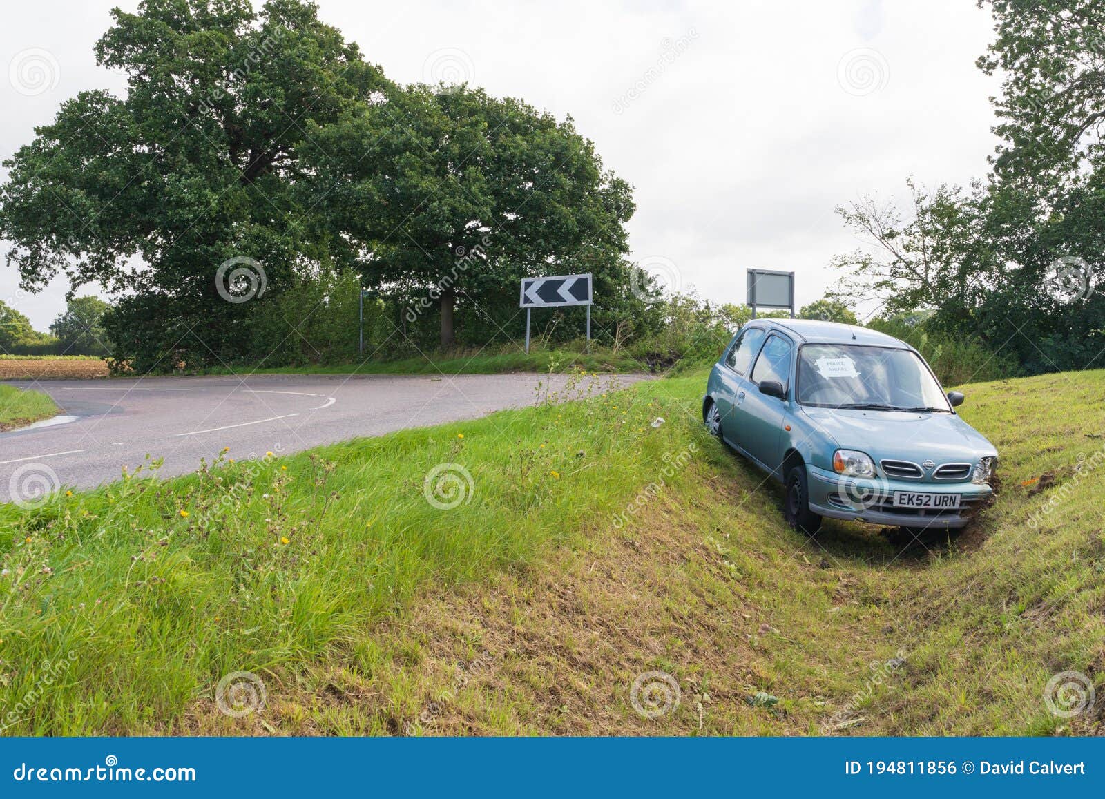 Abandoned Car in a Ditch. UK Editorial Photo - Image of police, road