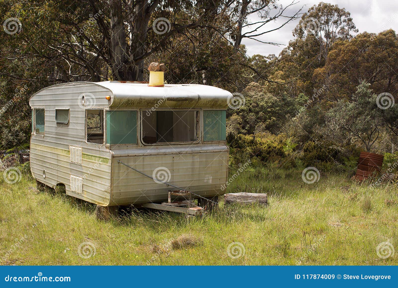 Abandoned Caravan Left in a Field Stock Image - Image of field ...