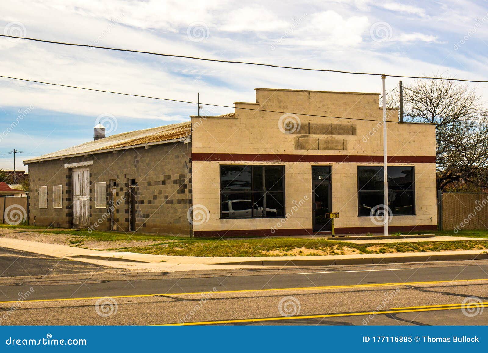 Abandoned Commercial Store Front Building Stock Image Image of glass