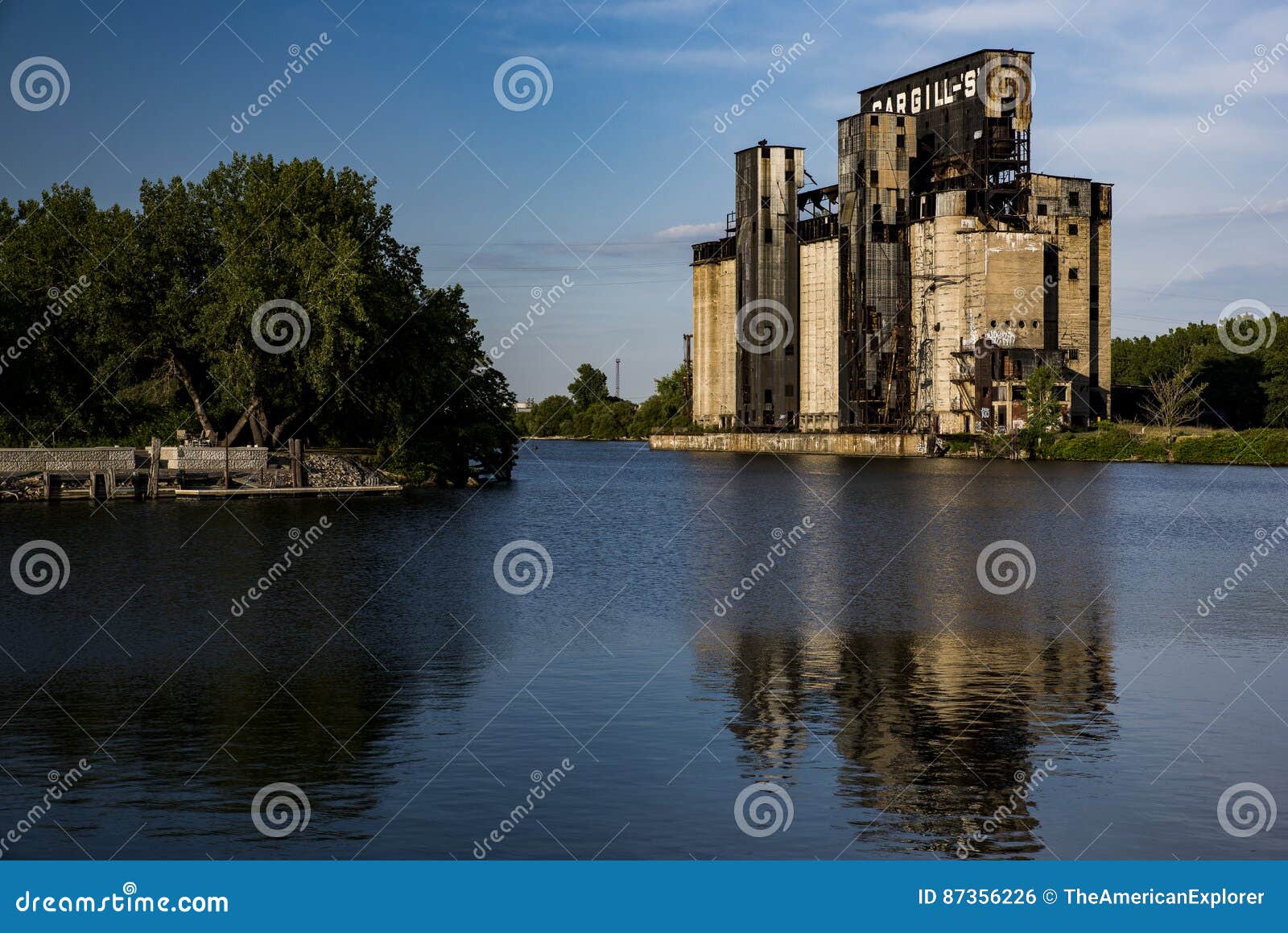 Abandoned Grain Elevators and River Buffalo, New York Stock Photo