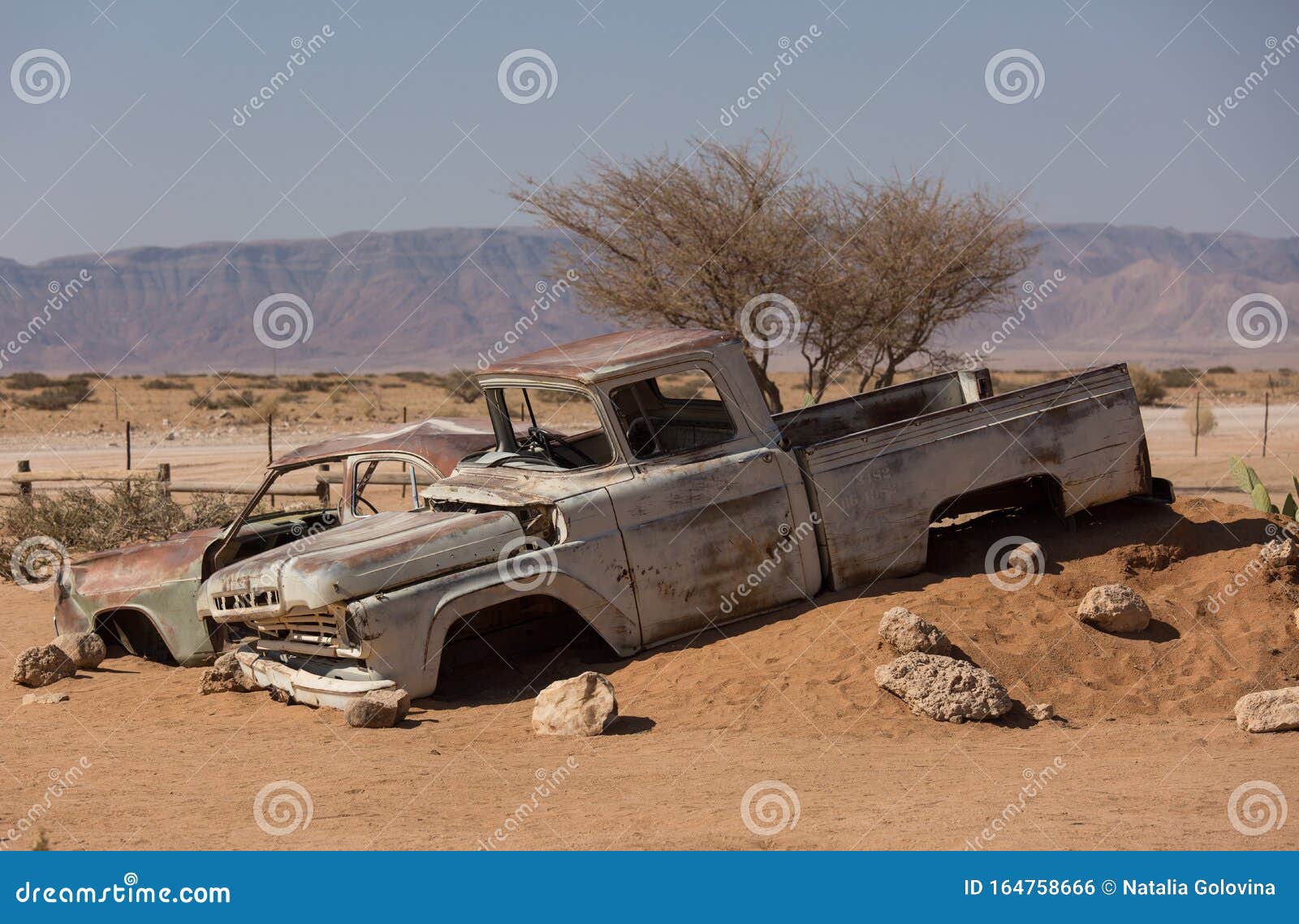 Buy and Sell Damaged Cars in Namibia