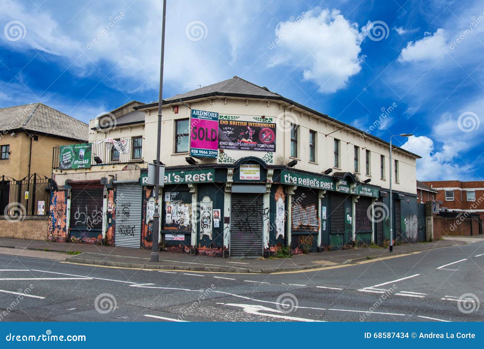 Abandoned pub editorial stock image. Image of house, palestine 68587434