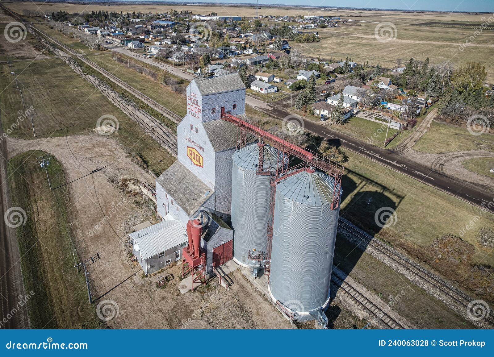 Aberdeen Aerial Including the Local Grain Elevator Editorial Stock