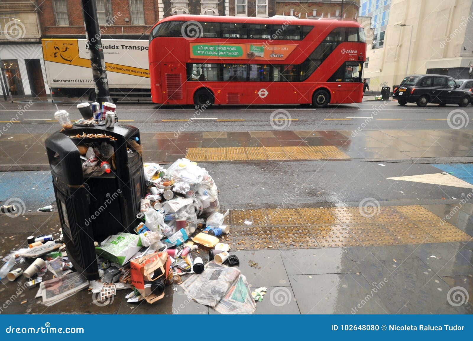 Abfallproblem Auf Den Strassen Von London England Redaktionelles Bild Bild Von Bild England 102648080