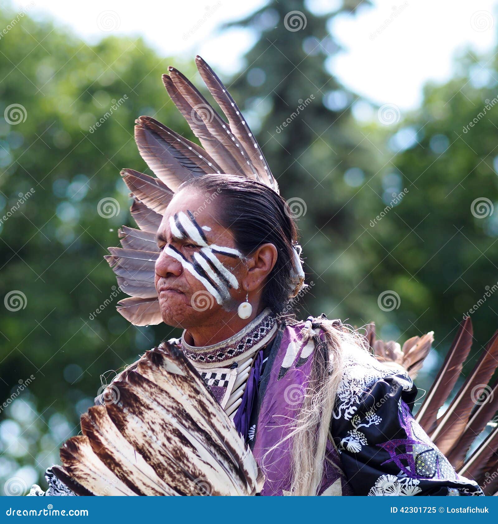 Aboriginal Dancer editorial image. Image of celebration 42301725