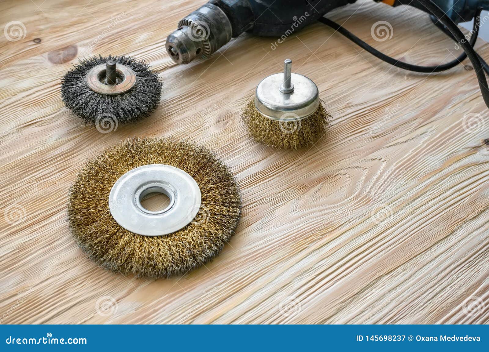 Abrasive Tools for Brushing Wood and Giving it Texture. Wire Brushes on