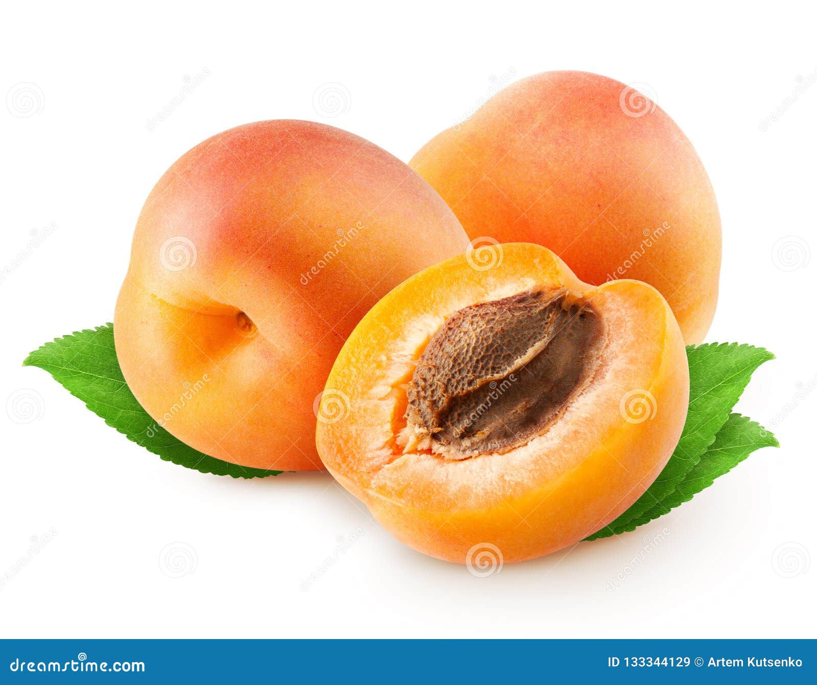 Abricot Et Moitie De Fruit Avec Le Noyau De Fruits Photos Libres De Droits Et Gratuites De Dreamstime Abricot Et Moitie De Fruit Avec Le Noyau De Fruits Photos Libres De Droits Et Gratuites De Dreamstime