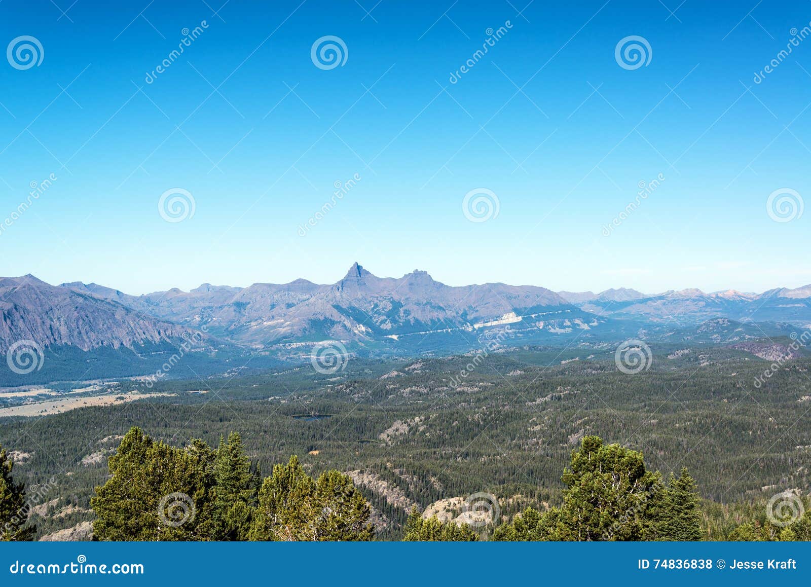 absaroka mountain range landscape