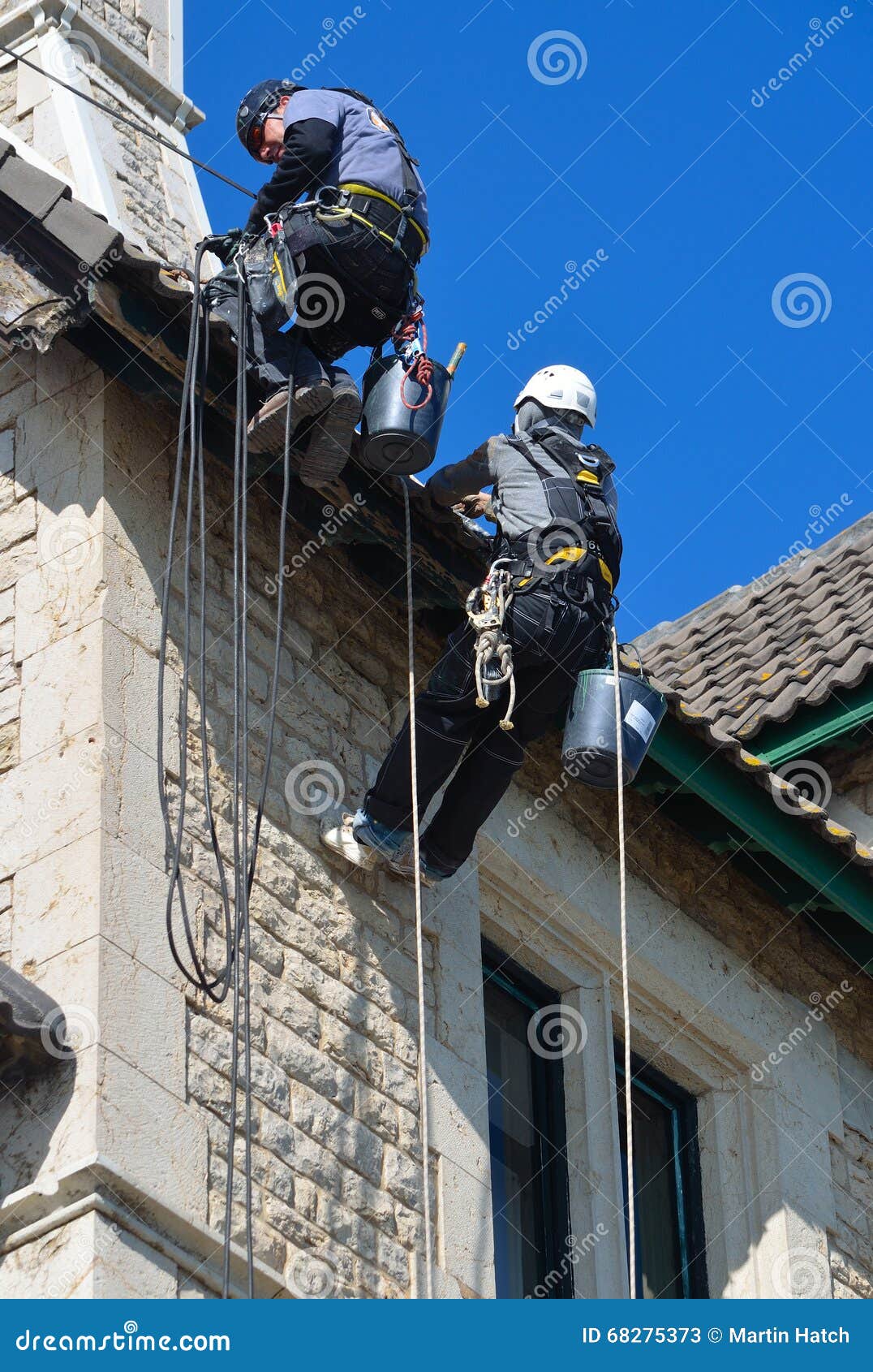 abseiling abseiling