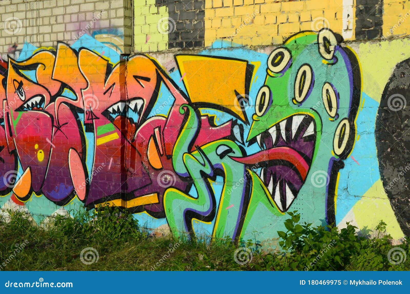 Grafitero Intimidating