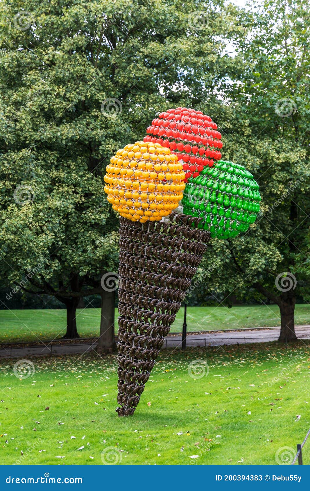 139 Ice Cream Cone Sculpture Stock Photos - Free & Royalty-Free Stock  Photos from Dreamstime