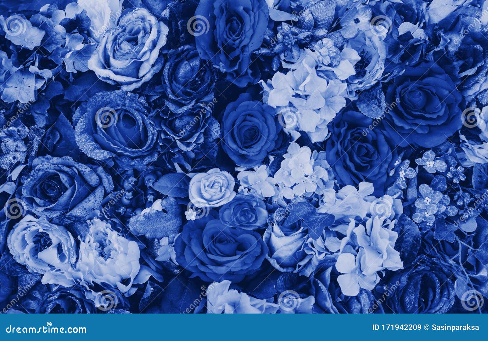 blue flowers background