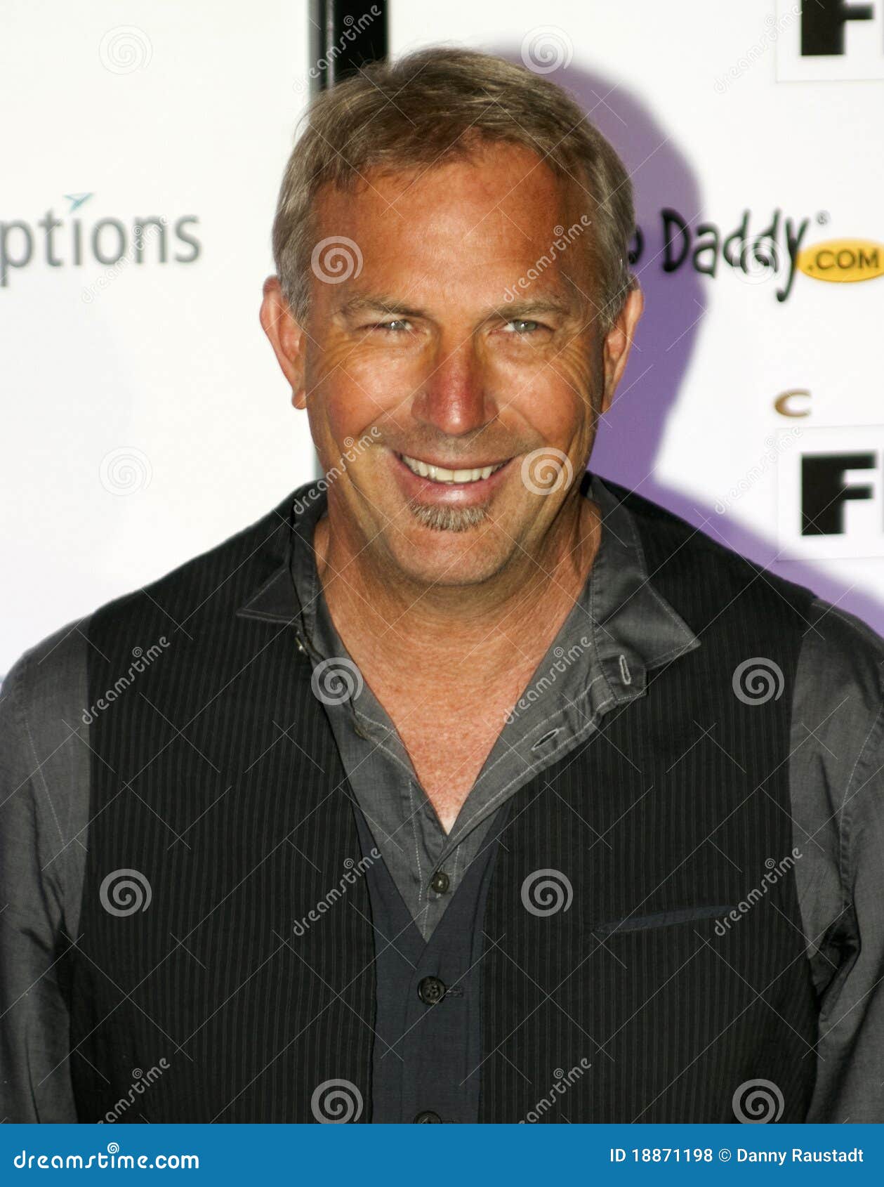 Kevin Costner's Seven Children Range in Age From 36 to 10
