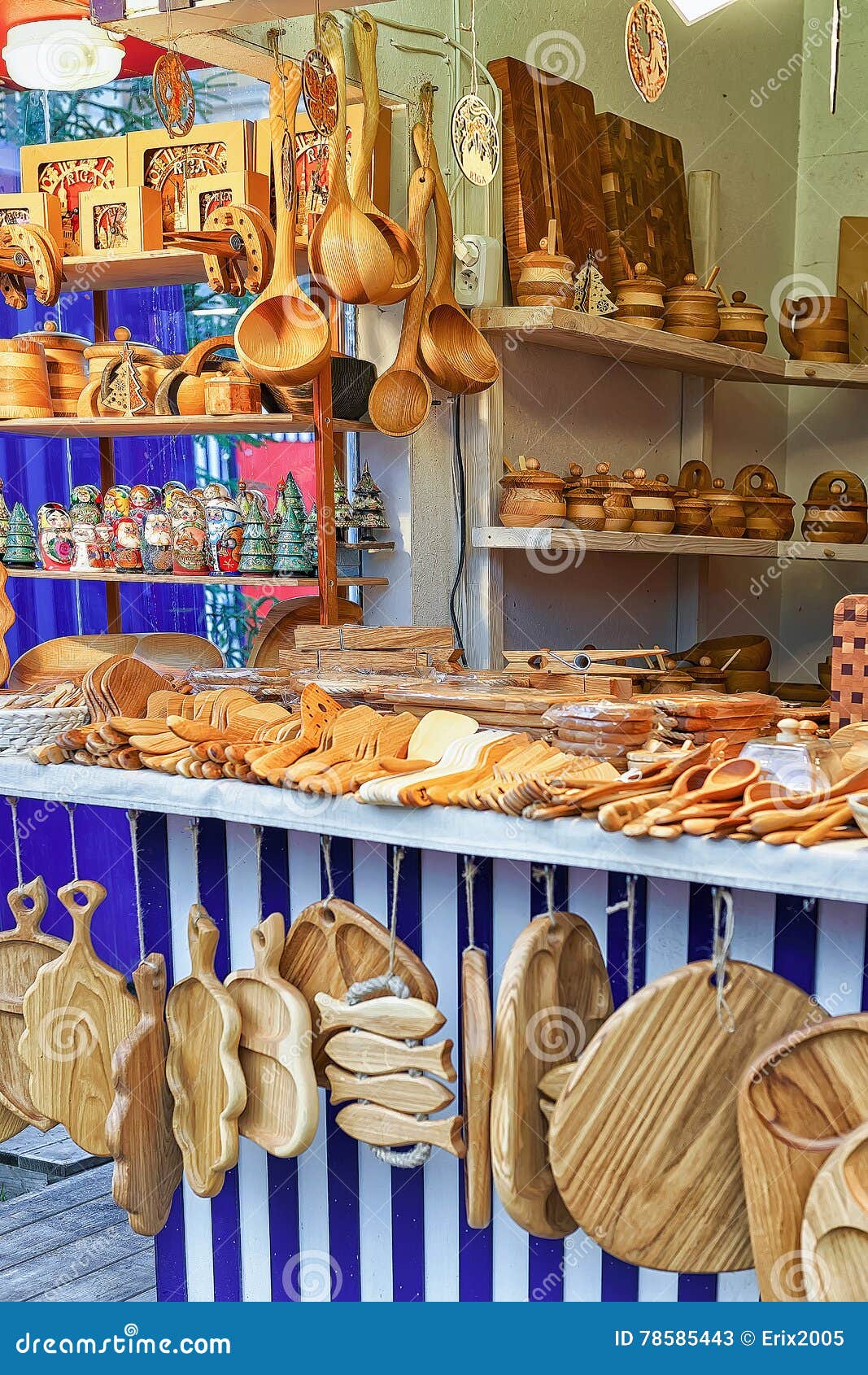 Accessoires En Bois De Cuisine En Vente Au Marché De Noël De