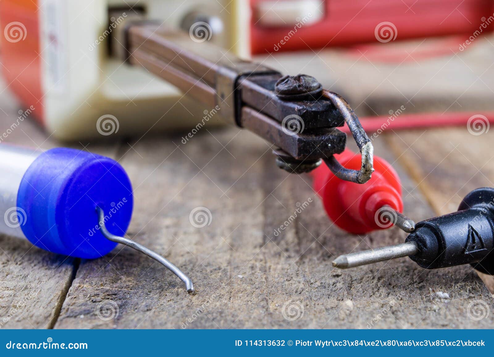 Accessories in the Electronics Soldering Iron, Tin and Stock