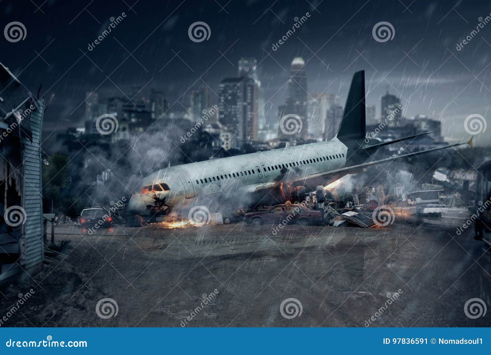 Photo libre de droit de Crash Davion Avion En Feu Et Fumée Peur Du Concept  De Voyage Aérien banque d'images et plus d'images libres de droit de  Catastrophe aérienne - iStock