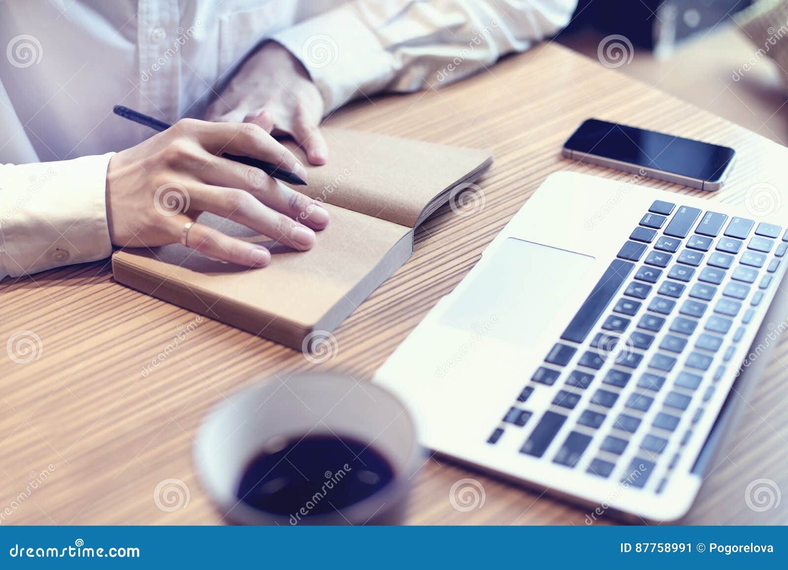 use laptop as phone use laptop as phone