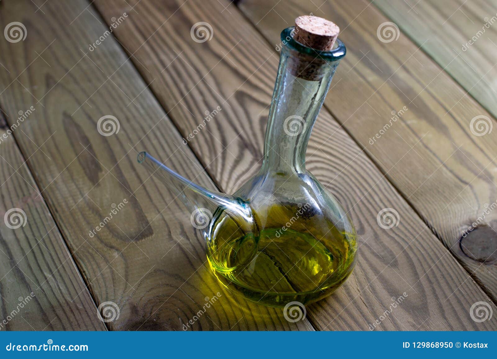 botella con aceite de oliva