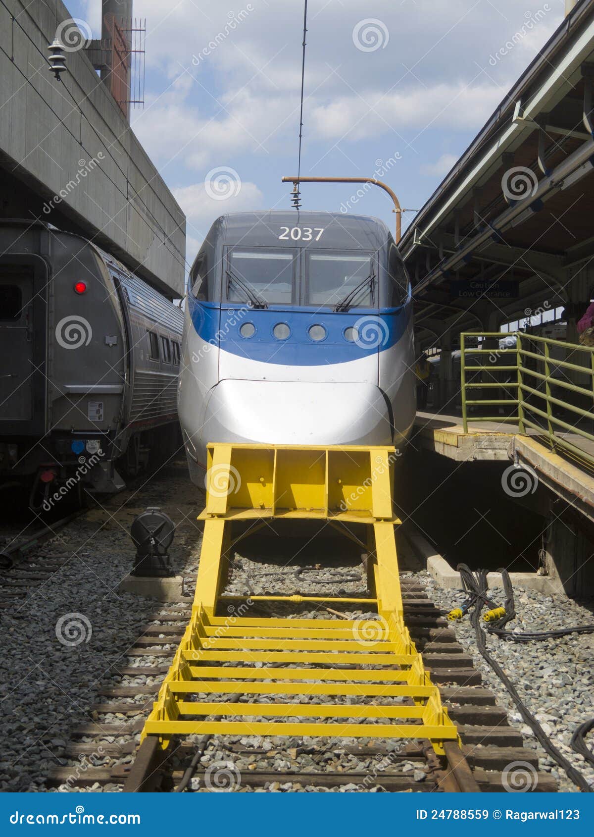 Acela Train in Union Station, Washington DC Stock Image Image of
