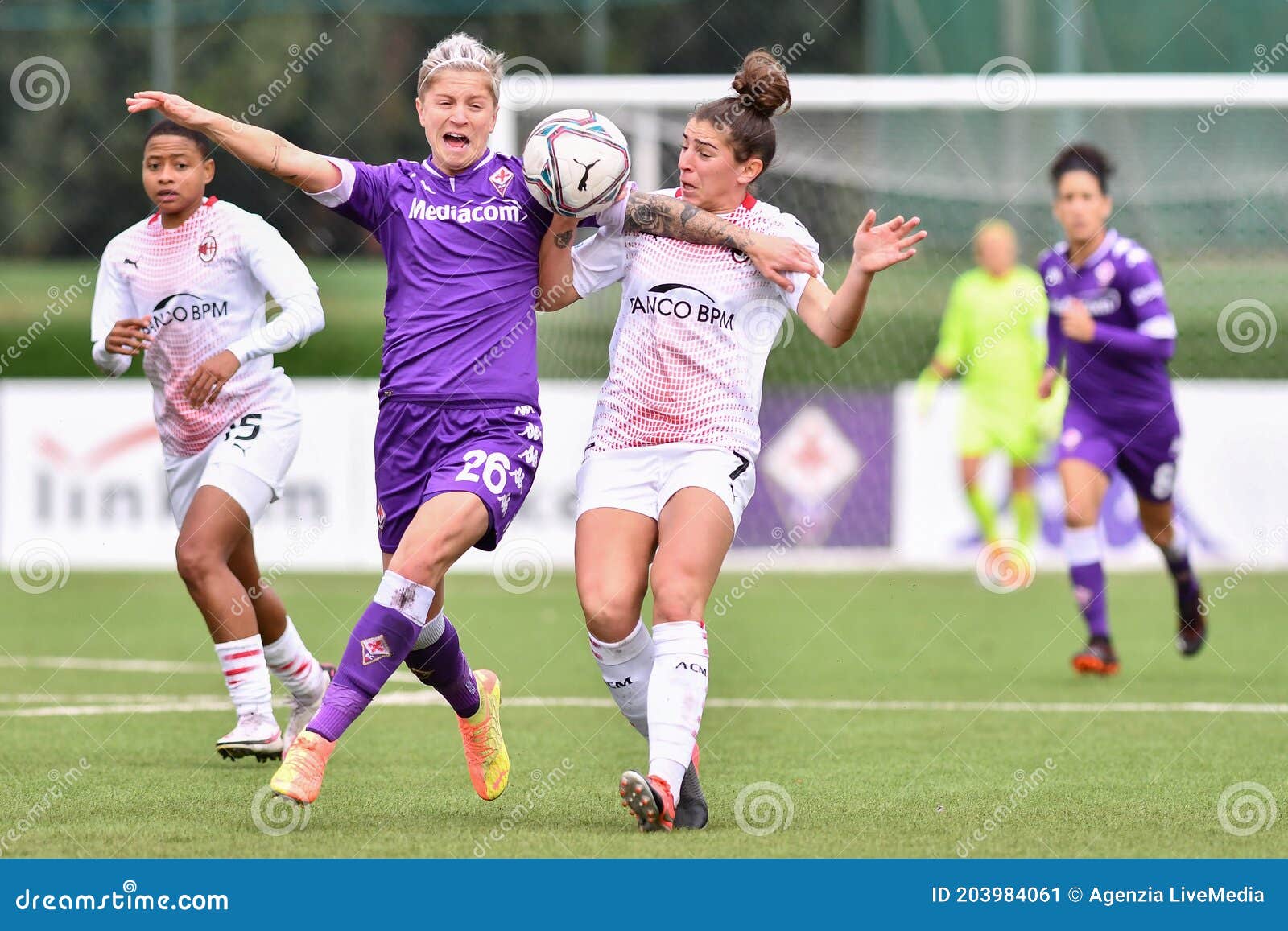 Valentina Bergamaschi (AC Milan) during AC Milan vs ACF Fiorentina femminile,  Italian football Serie A Wome - Photo .LiveMedia/Francesco Scaccianoce  Stock Photo - Alamy