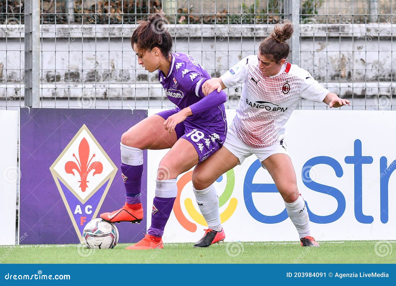 Valentina Bergamaschi (AC Milan) during AC Milan vs ACF Fiorentina femminile,  Italian football Serie A Wome - Photo .LiveMedia/Francesco Scaccianoce  Stock Photo - Alamy