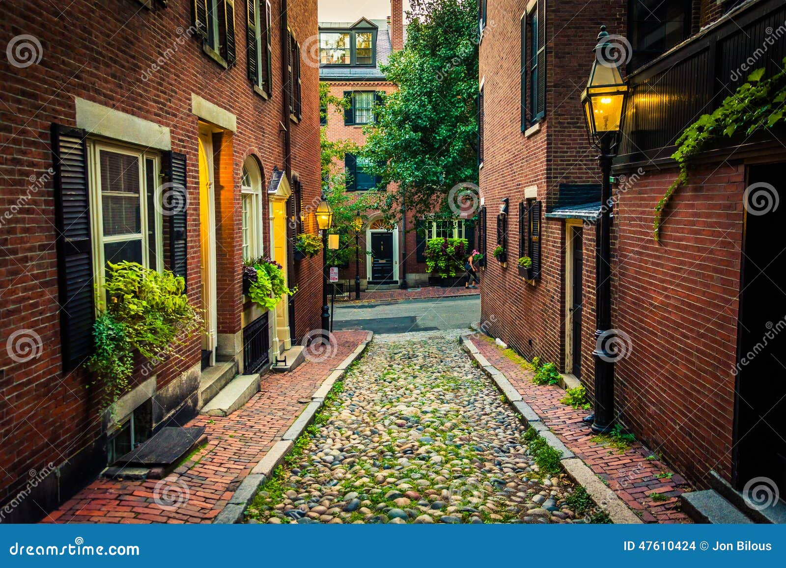 acorn street, in beacon hill, boston, massachusetts.