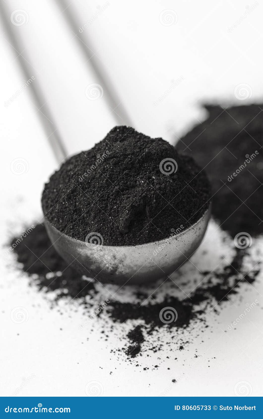 activated charcoal powder