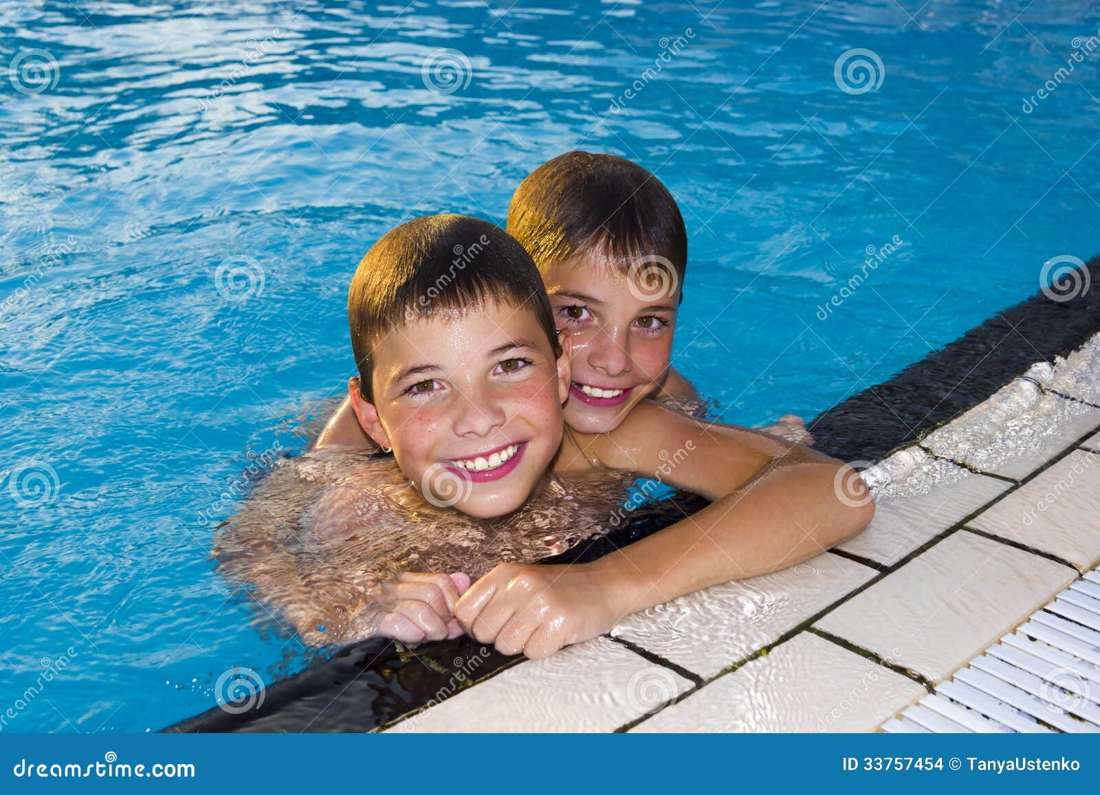 mdl boy in pool mdl boy in pool