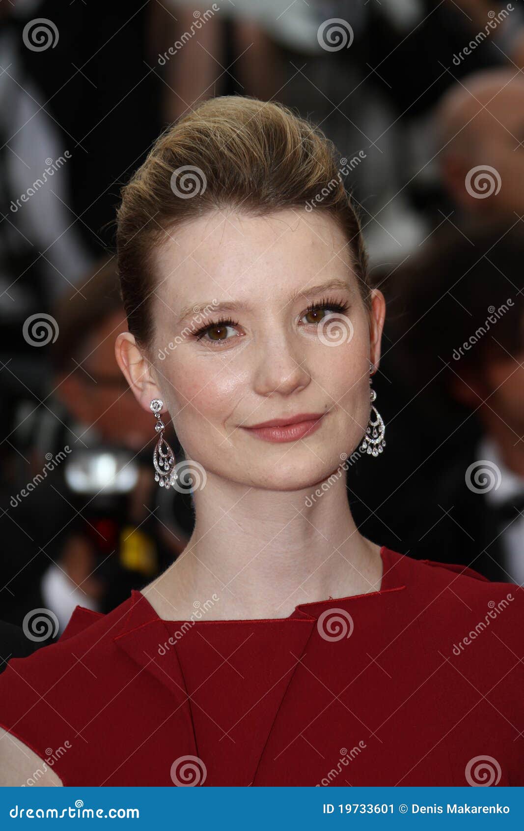 Actress Mia Wasikowska editorial photo. Image of france - 19733601