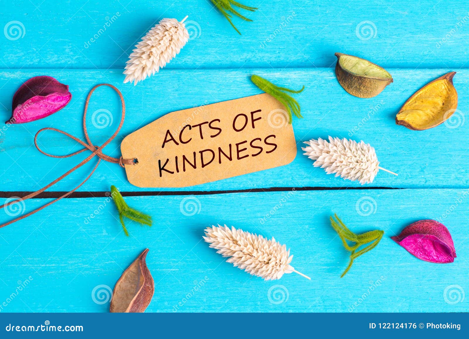 acts of kindness text on paper tag