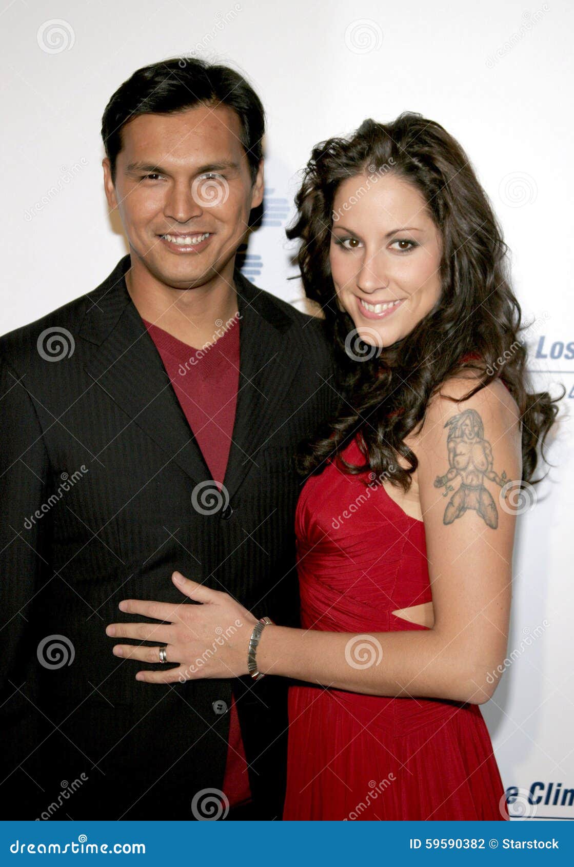 Adam Beach Und Tara Mason Redaktionelles Stockfotografie Bild Von Fall Adam Beach Und Tara Mason Redaktionelles Stockfotografie Bild Von Fall