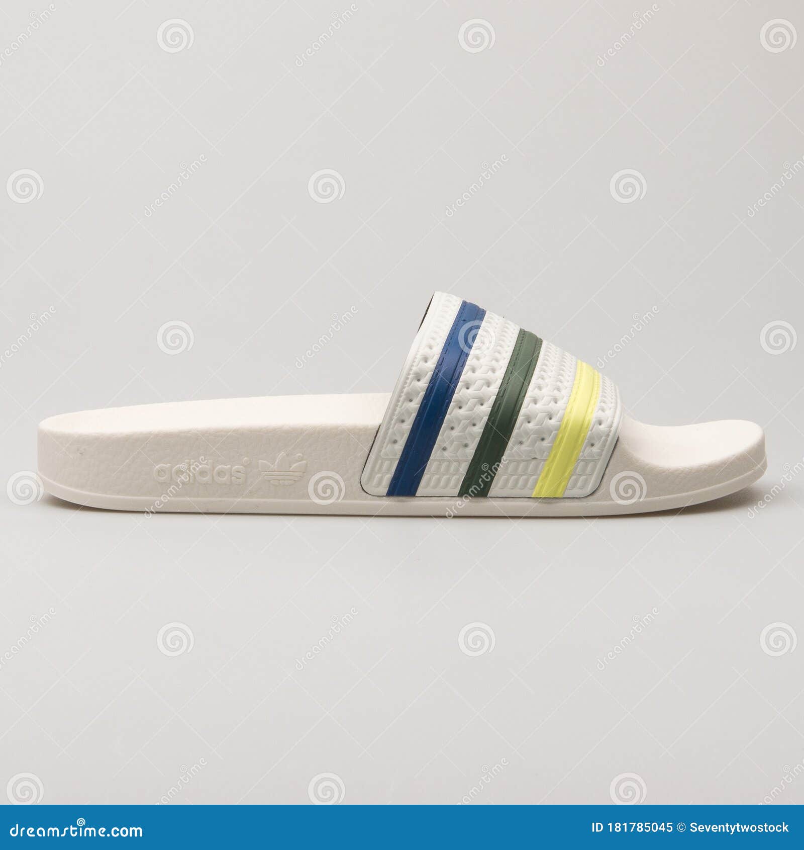 adidas adilette multicolor