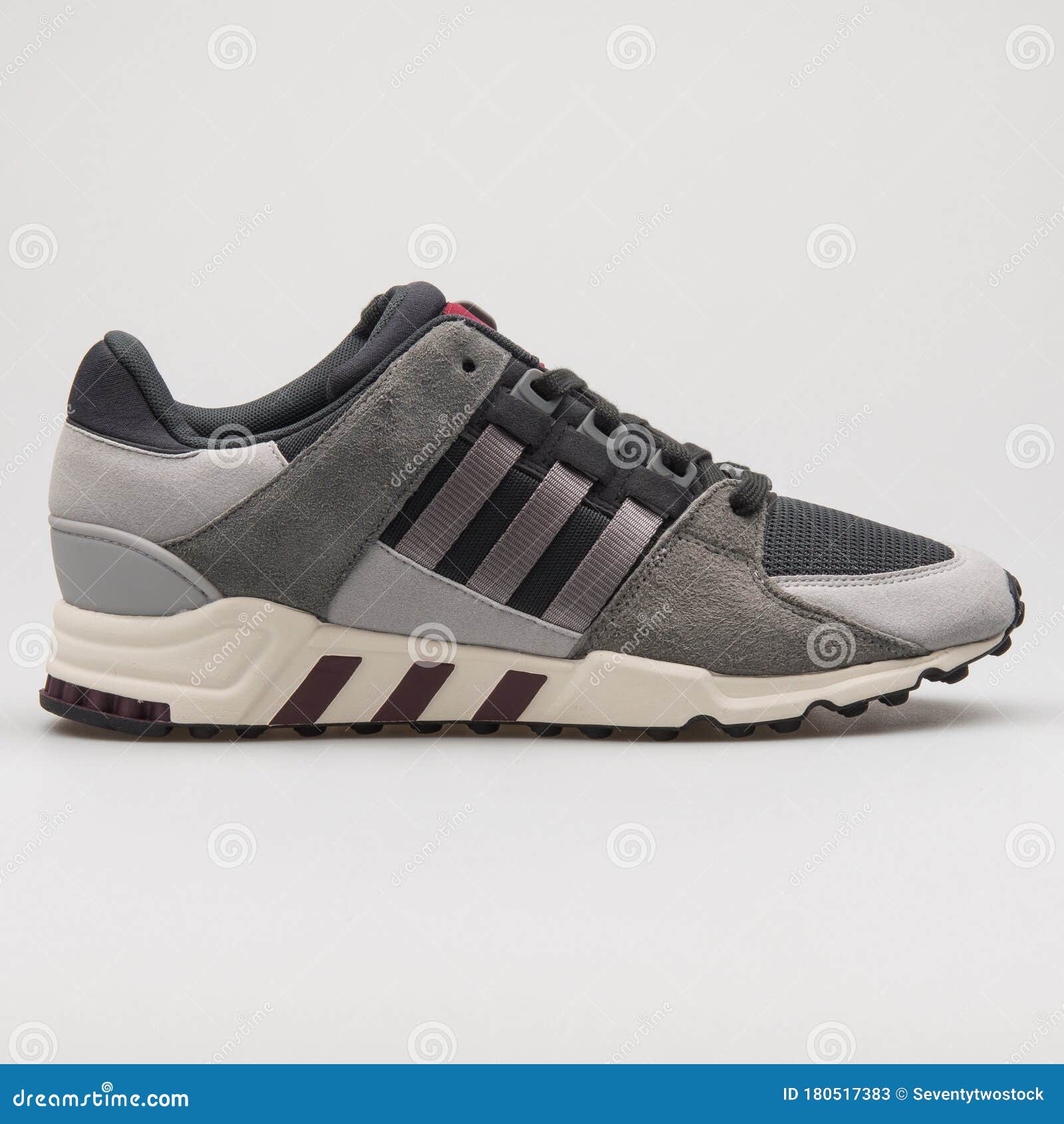 Adidas Eqt Soporta Rf Dióxido Carbono Gris Y Negro Foto de archivo editorial - Imagen de zapato, lifestyle: 180517383