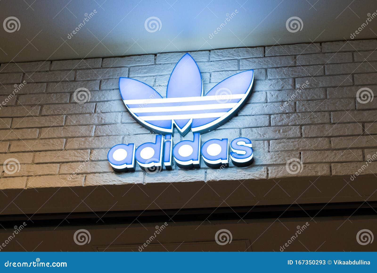 adidas st petersburg russia